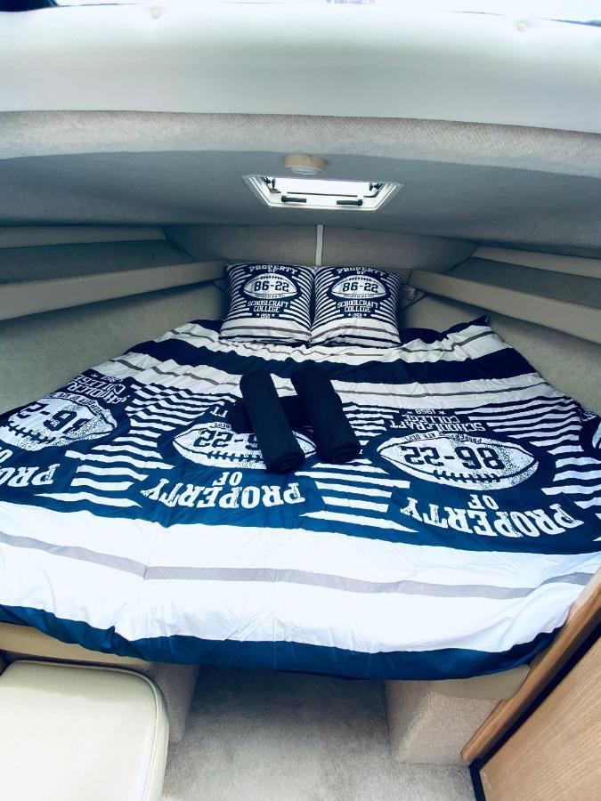 Nuit Insolite Sur Un Bateau Linge Et Menage Inclus - Boat Paradise La Rochelle La Rochelle  Luaran gambar